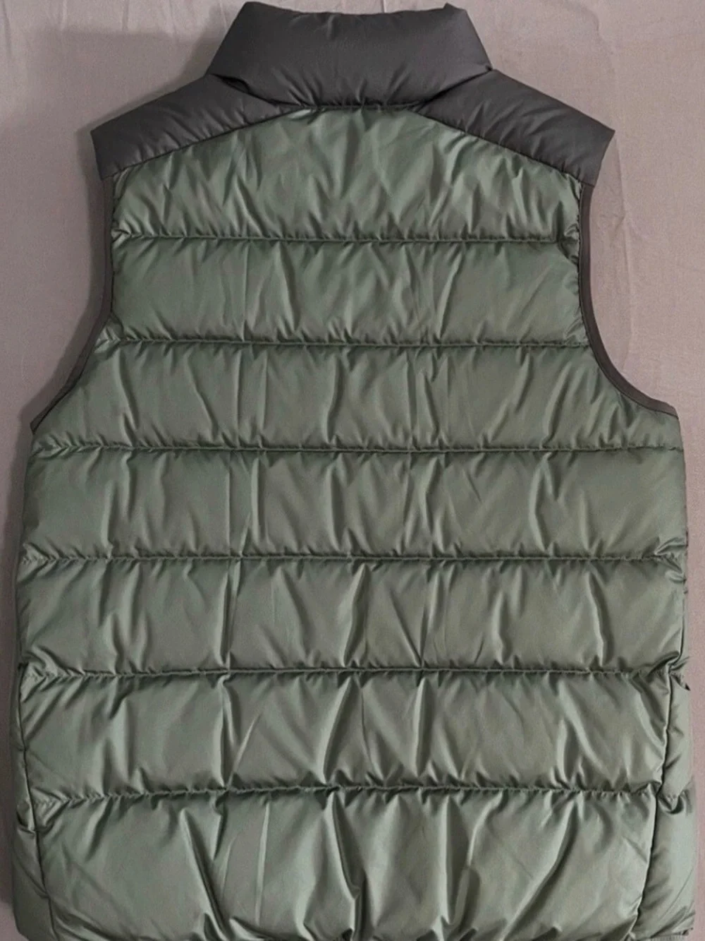 Nike Sportswear Windrunner Puffer Fill Down Vest black Green 2xl white logo